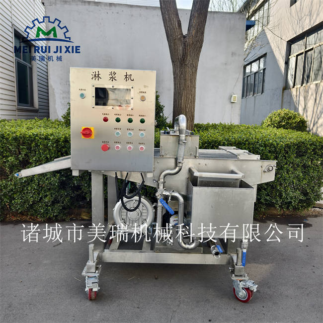 小酥肉鍋包肉滾筒式上粉機 香甜玉米粒滾筒上粉機 玉米粒上粉機 黃金蝦滾筒上粉機 新款環(huán)保型滾筒上粉機 油炸機:玉米收獲機